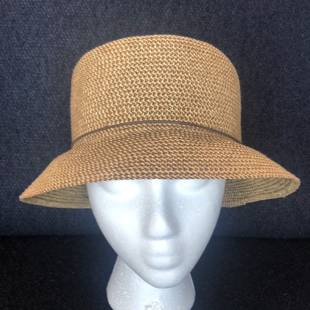Croft&Barrow hat. Travel friendly.